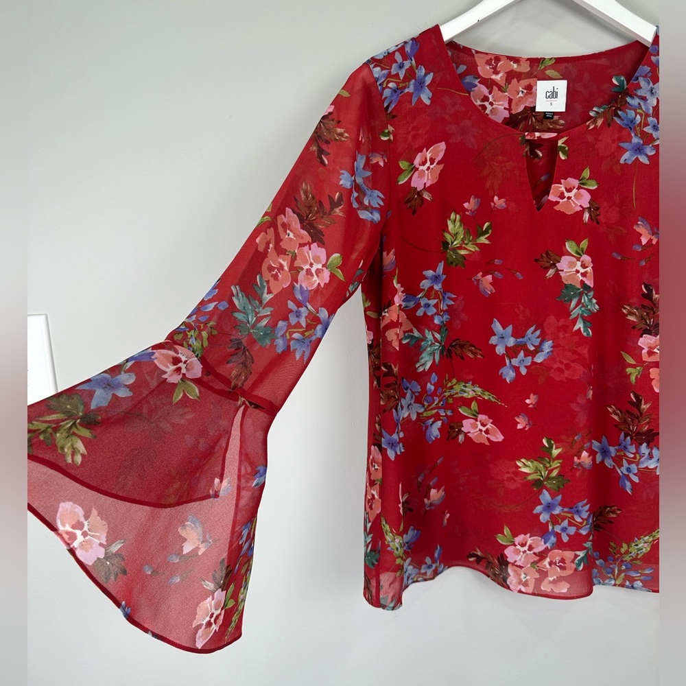 CAbi Red Floral Devoted Women’s Semi Sheer Bell Sleeve Blouse Top Shirt small - Picture 5 of 13